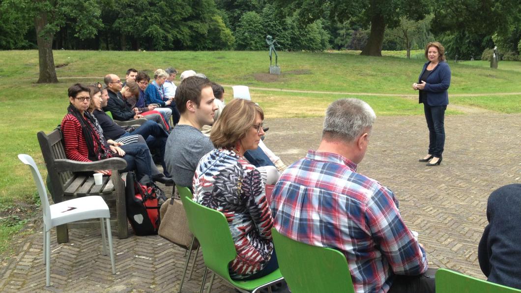 Colet Teuben, voorzitter GLPU opent de kaderdag